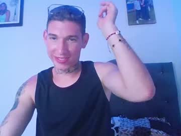 Alejo_Ken807856 Chaturbate stream image from April 27, 2026