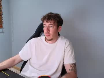 Dannythreeyway Chaturbate stream image from April 27, 2026