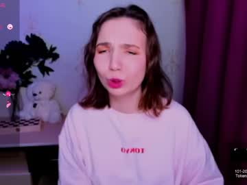 Kindhazelhere_ Chaturbate stream image from April 27, 2026