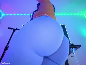 Oxlemon Chaturbate stream image from April 27, 2026