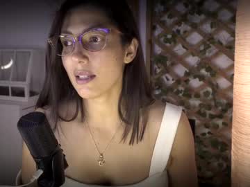 Jessi_Dreams Chaturbate stream image from April 27, 2026