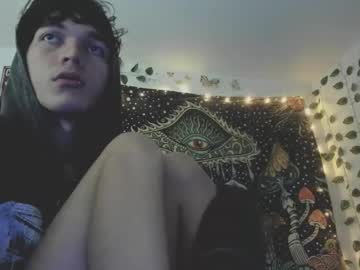 Skiny_Dann Chaturbate stream image from April 27, 2026
