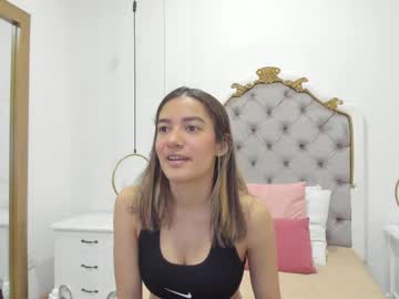 Skylerwhite02 Chaturbate stream image from April 27, 2026