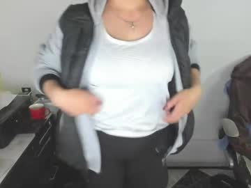 Camila_Bj Chaturbate stream image from April 27, 2026