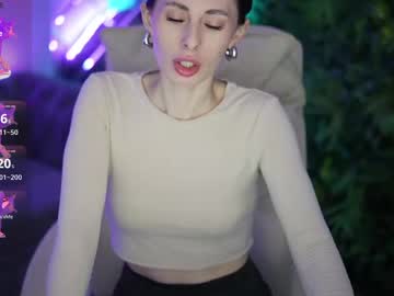 Afinamonro Chaturbate stream image from April 27, 2026