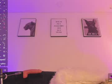 Lizzyponcee Chaturbate stream image from April 27, 2026