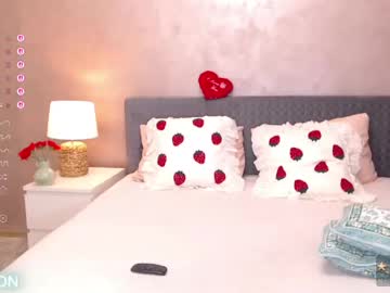 Uniquemissy Chaturbate stream image from April 27, 2026