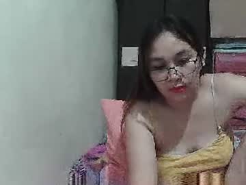 Misschantal24 Chaturbate stream image from April 27, 2026