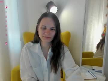 Beverlyhodgess Chaturbate stream image from April 27, 2026