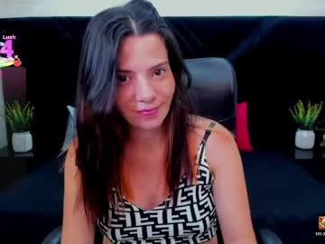 Danaarey Chaturbate stream image from April 27, 2026