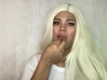 Foxli_Xx Chaturbate stream image from April 27, 2026