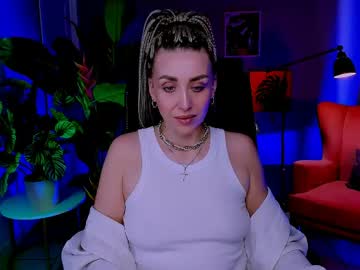 Monicariley Chaturbate stream image from April 27, 2026