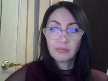 Jinaluv Chaturbate stream image from April 27, 2026