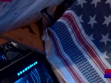 Socaliluv Chaturbate stream image from April 27, 2026