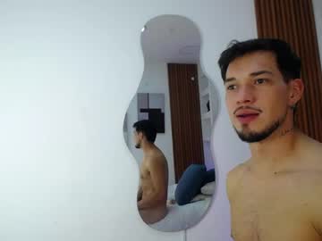 Leonardfoxx Chaturbate stream image from April 27, 2026