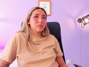 Milliesummer Chaturbate stream image from April 27, 2026