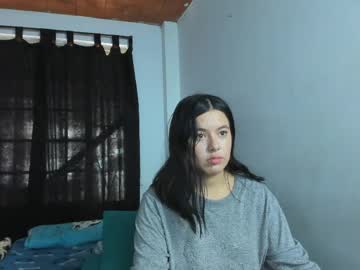 Chloe_Skiyx Chaturbate stream image from April 27, 2026