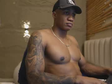 Logan_Varela Chaturbate stream image from April 27, 2026
