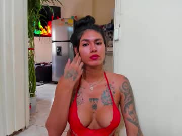 Samantha_Latinaxxx Chaturbate stream image from April 27, 2026