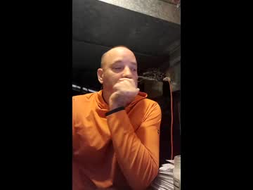 Snowboarder699 Chaturbate stream image from April 27, 2026