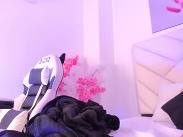 Aly_Leee Chaturbate stream image from April 27, 2026