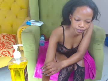 Velvetbabe02 Chaturbate stream image from April 27, 2026
