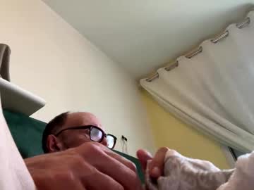 Yannisv Chaturbate stream image from April 27, 2026
