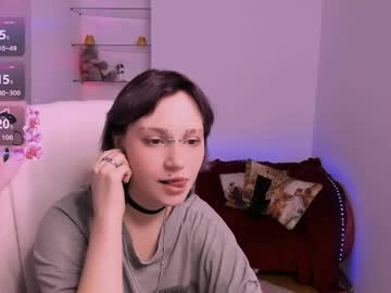 Vikaviktoria3 Chaturbate stream image from April 27, 2026