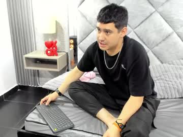 Kalixtaylor Chaturbate stream image from April 27, 2026