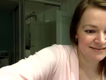 Miraluxe Chaturbate stream image from April 27, 2026