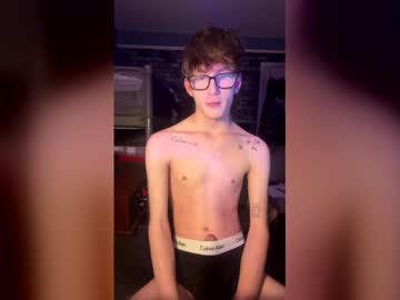 Rileybex Chaturbate stream image from April 27, 2026