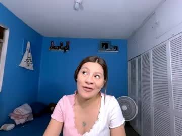 Gabriellalettieri Chaturbate stream image from April 27, 2026