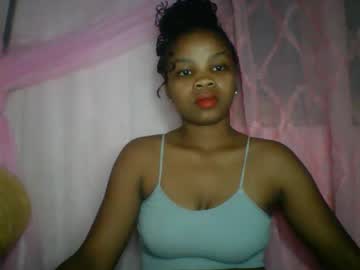 Kiarah_69 Chaturbate stream image from April 27, 2026