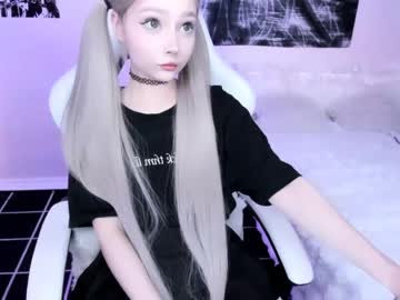 Lily_Weep Chaturbate stream image from April 27, 2026