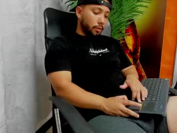 Zyon_Walker Chaturbate stream image from April 27, 2026