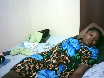 Bee_Arrie Chaturbate stream image from April 27, 2026