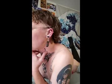 2tattedbaby2 Chaturbate stream image from April 27, 2026