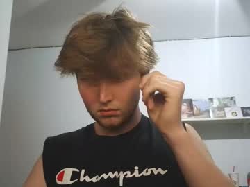 Bigskinnyboyshh Chaturbate stream image from April 27, 2026