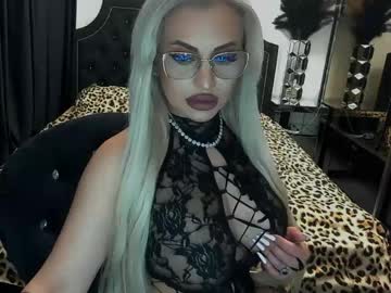 Lovelyblondyxxx Chaturbate stream image from April 27, 2026