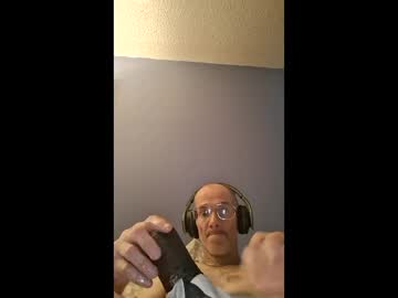 Mcelveenmichael30 Chaturbate stream image from April 27, 2026