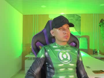 Owen_Drake Chaturbate stream image from April 27, 2026