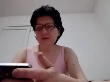 Vera_Elle Chaturbate stream image from April 27, 2026
