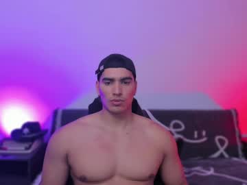 Jamesgraay Chaturbate stream image from April 28, 2026