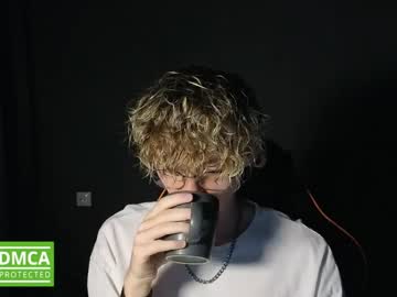 Kirill_20_Cm Chaturbate stream image from April 28, 2026
