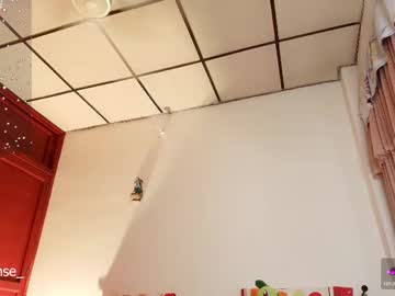 Candase_ Chaturbate stream image from April 28, 2026