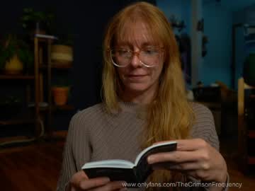 Crimsonfrequency Chaturbate stream image from April 28, 2026