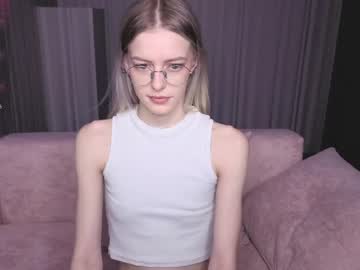 Kitty__Like18 Chaturbate stream image from April 28, 2026
