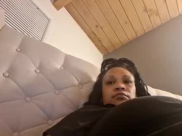 Isabellacloverlove Chaturbate stream image from April 28, 2026