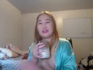 Kittymei Chaturbate stream image from April 28, 2026