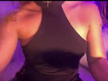 Lizambarr Chaturbate stream image from April 28, 2026